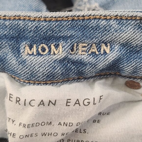 American Eagle Mom Jeans Womens 0 26x27 Light Wash High Rise Distressed - Picture 4 of 14